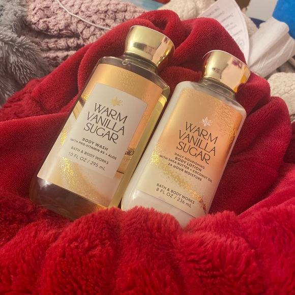 Bath and Body Works Warm Vanilla Sugar NWT Bundle - Picture 3 of 6